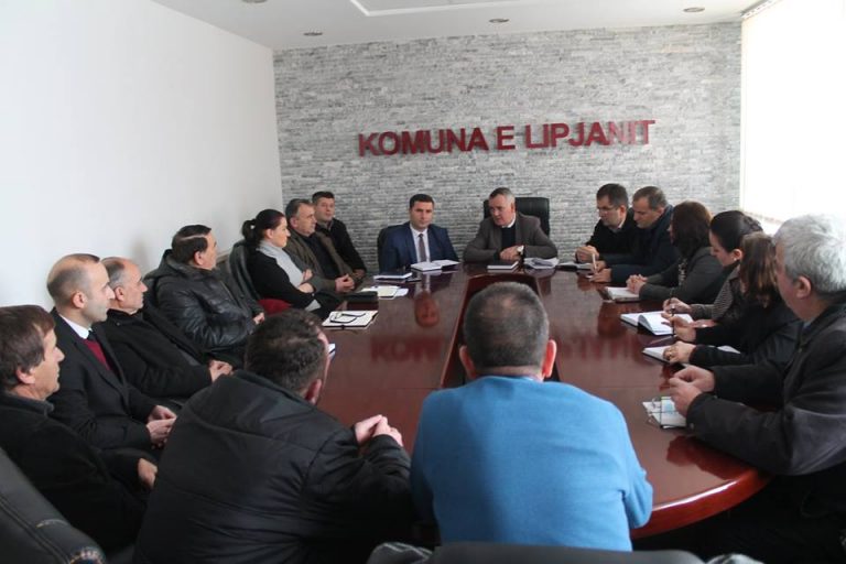 Kryetari Ahmeti kërkon punë dhe angazhim maksimal nga shefat e sektorëve Komunë