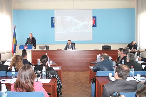U mbajt mbledhja e 4-të me radhë e Kuvendit Komunal të Lipjanit (VIDEO)