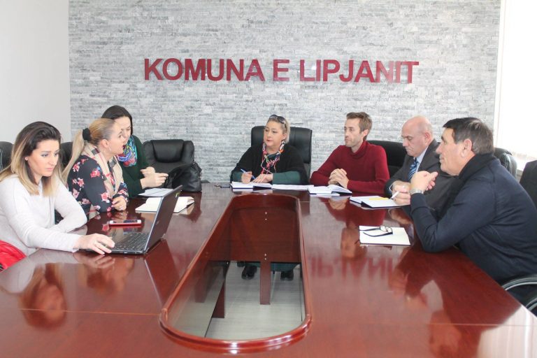 Mbahet takimi informues mes Komunës dhe IKMM-së për trashëgiminë Kulturore