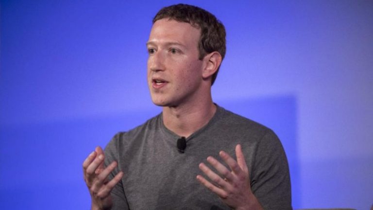 Zuckerberg humb 3.3 miliardë dollarë pas ndryshimeve të fundit në Facebook
