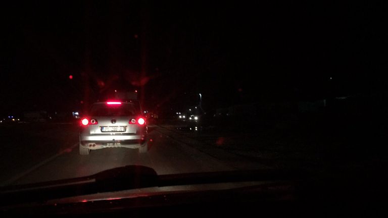 Policia jep detaje për aksidentin në udhëkryqin e Lipjanit, të paktën 9 persona të lënduar (Foto)