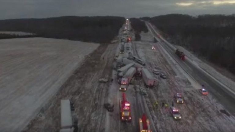 Stuhia e borës shkakton kaos në rrugët e SHBA-ve: 5 të vdekur dhe 650 aksidente regjistrohen në 24 orët e fundit në Missouri (Video)