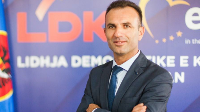 Tërpeza: Fatëkeqësishtë Bashkësia Islame në Lipjan, po i keqpërdorë mjete, duke ua ndaluar nga 10 euro për secilin varrë që hape