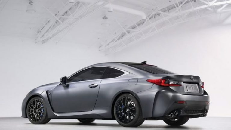 Lexus shënon dhjetë vjetorin e F Performante me dy edicione speciale (Foto)
