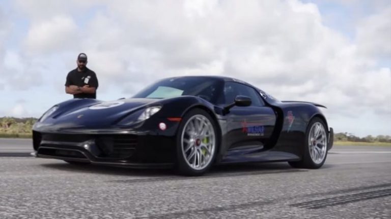 Tejkalon parashikimet, Porsche 918 më i shpejtë se që pritej (Video)