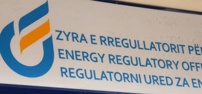 Kryesuesi i bordit të ZRRE-së arsyeton propozimin për shtrenjtimin e rrymës: Kemi qenë të obliguar