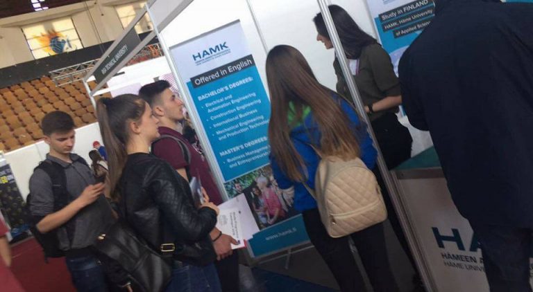 KRL-Lipjan viziton panairin e edukimit në Prishtinë