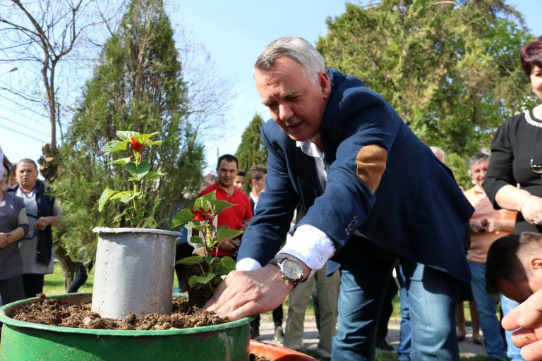 Komuna e Lipjanit shënoi Ditën Ndërkombëtare të Tokës