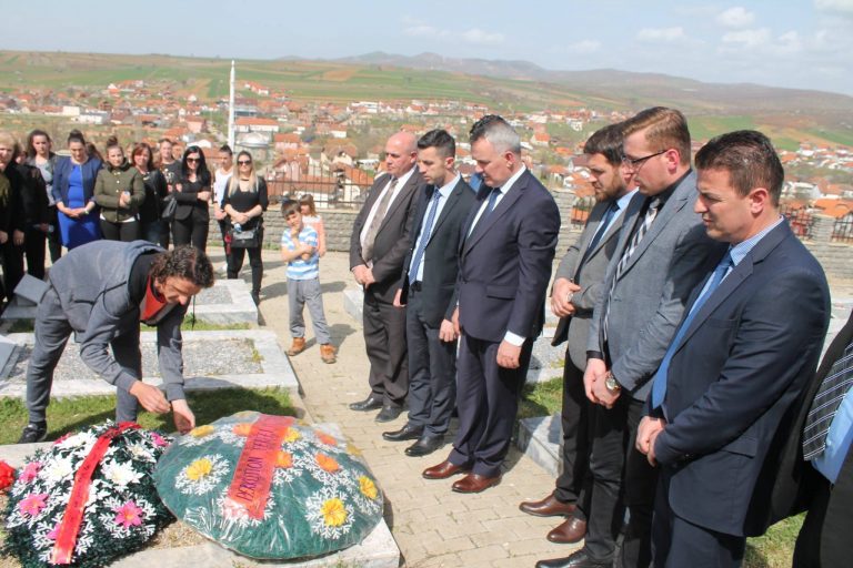 Bëhet rivarrimi i dy martirëve të fshatit Sllovi