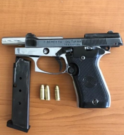 Aksion policor në Lipjan, sekuestrohen armë pa leje