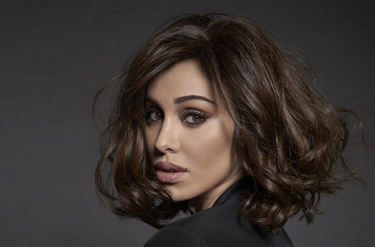 Belen Rodriguez në situatë të sikletshme, era ia zbulon të gjitha