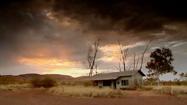 Misteri i qytetit australian që vret banorët e tij (Foto/Video)
