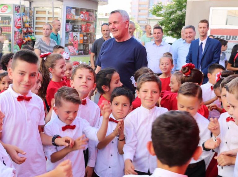 Ahmeti: Fëmijët janë ata të cilët e bëjnë jetën tonë çdo ditë e më të mirë