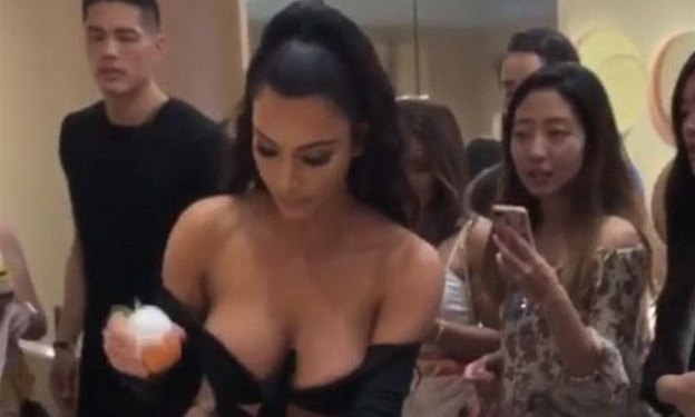 Kim Kardashian sërish në qendër të vëmendjes