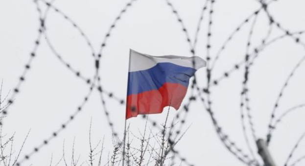 Rusia dëbon një diplomat grek