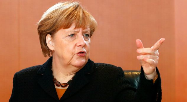 Merkel vihet në dispozicion për ta ndihmuar Shqipërinë