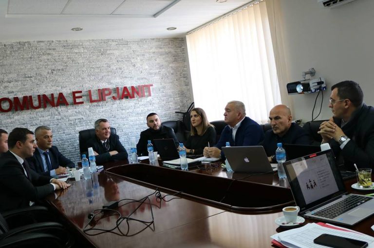 Diskutohet Plani i Veprimit në menaxhimin e mbeturinave