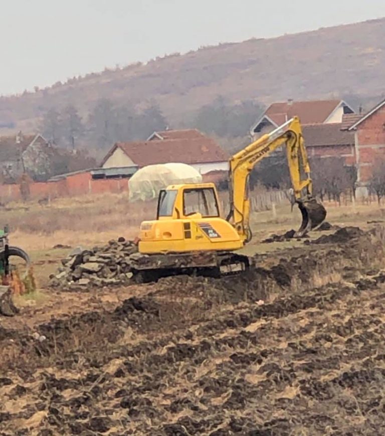 Po ndërtohet kolektori për ujërat e zeza të fshatrave Blinajë dhe Leletiq