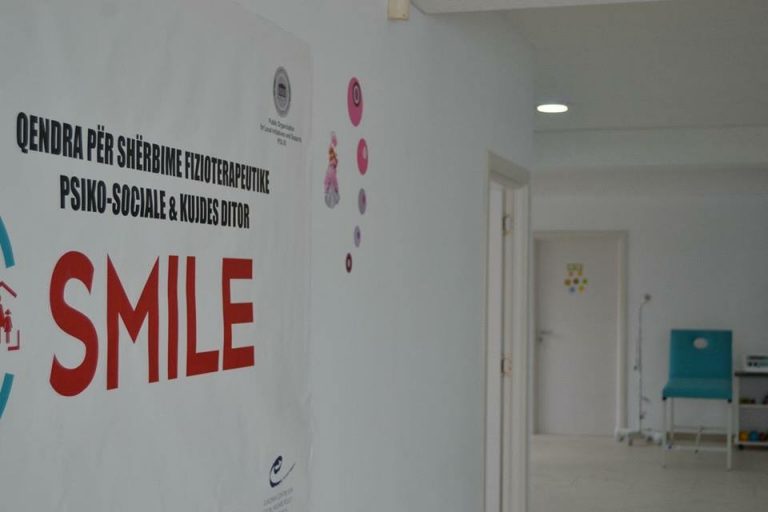 Në Lipjan hapet Qendra “SMILE”