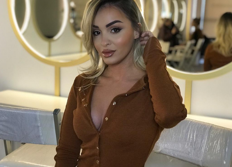 Adelina Berisha publikon imazhin e ri, duket super seksi!