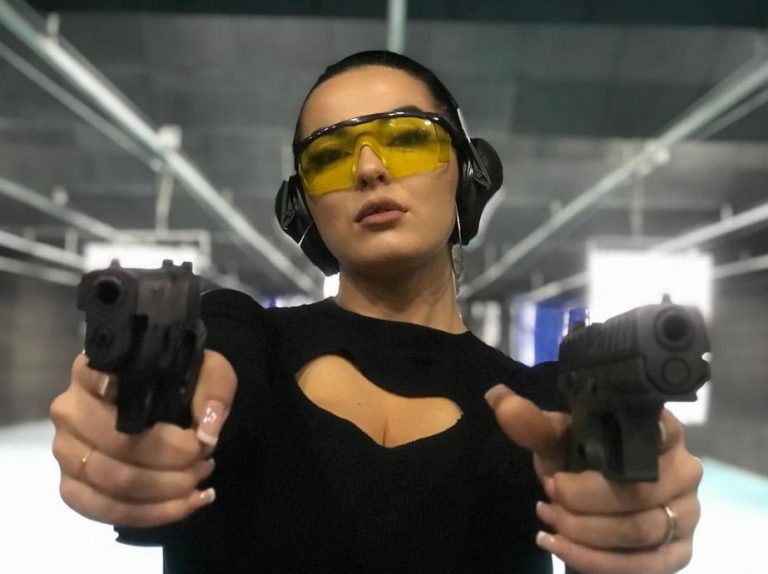 Bleona Zeqiri nga Londra, këtë herë lë për të dëshiruar!