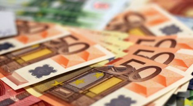Lipjanasi deponon pazarin ditor, 50€ rezultojnë të falsifikuara