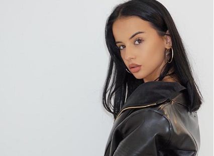 Rina Balaj provokuese, kështu tregon datën e lansimit të projektit