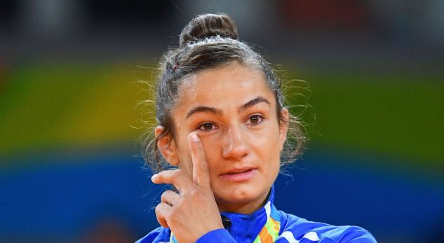 Majlinda Kelmendi humbet mundësinë për medaljen e artë, mposhtet nga Bouchard