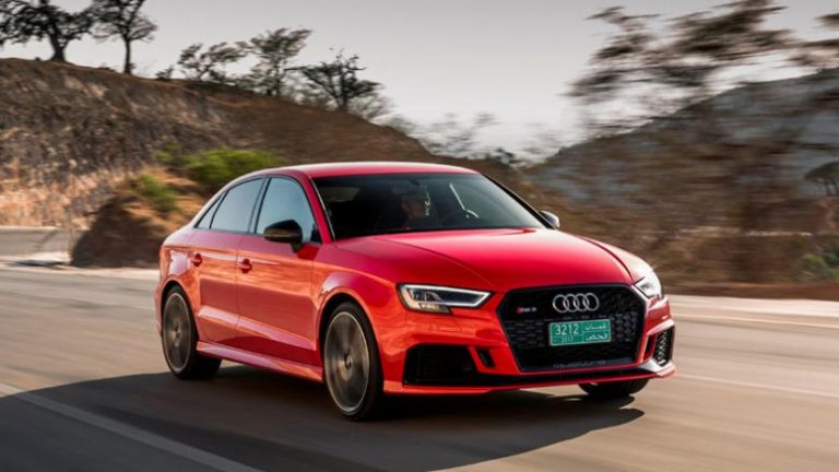 Audi RS3 arrin shpejtësi shumë më të lartë se që pretendon prodhuesi (Video)