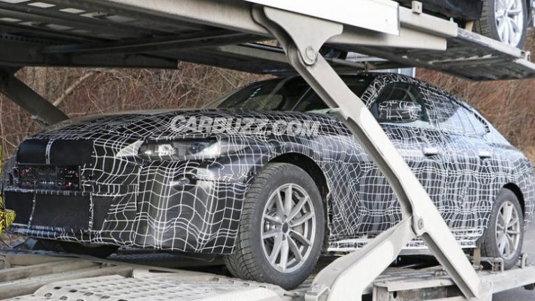 BMW fillon përgatitjet për ta rivalizuar modelin i4 me Tesla Model 3 (Foto)