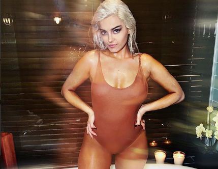 Bebe Rexha krejt natyrale!
