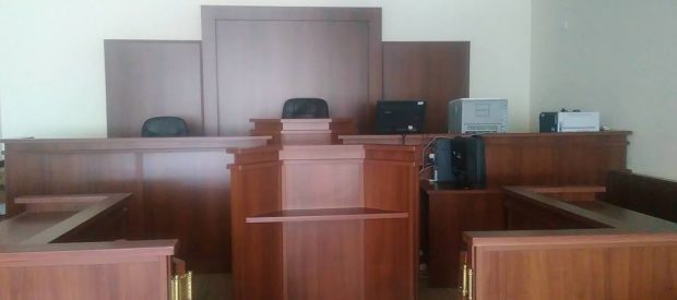 Lipjan, Mungesa e të akuzuarit dhe palës së dëmtuar shtyn gjykimin për vjedhje rryme
