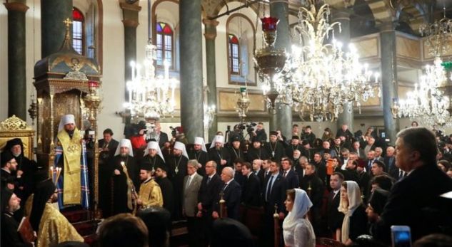 Kisha Ortodokse e Ukrainës pavarësohet nga Kisha Ortodokse Ruse
