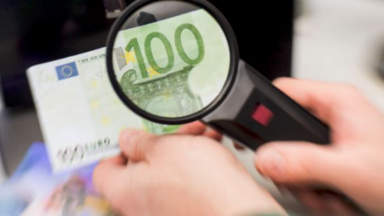 Para të falsifikuara në Babush i Muhaxhirëve