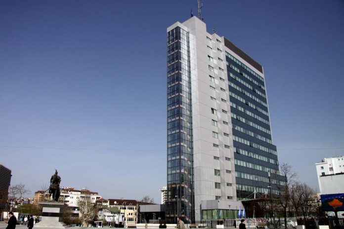 qeveria-ndertesa-foto-ridvan-slivova-01_1474632992-6816252-1-1024x683