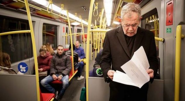 Fotografia që tregon se si presidenti i Austrisë udhëton për në punë