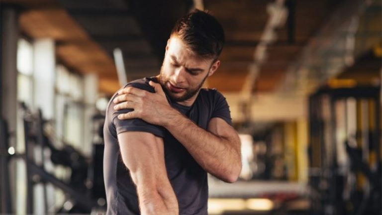 Këndelluni nga inflamacioni i muskujve në mënyrë natyrale