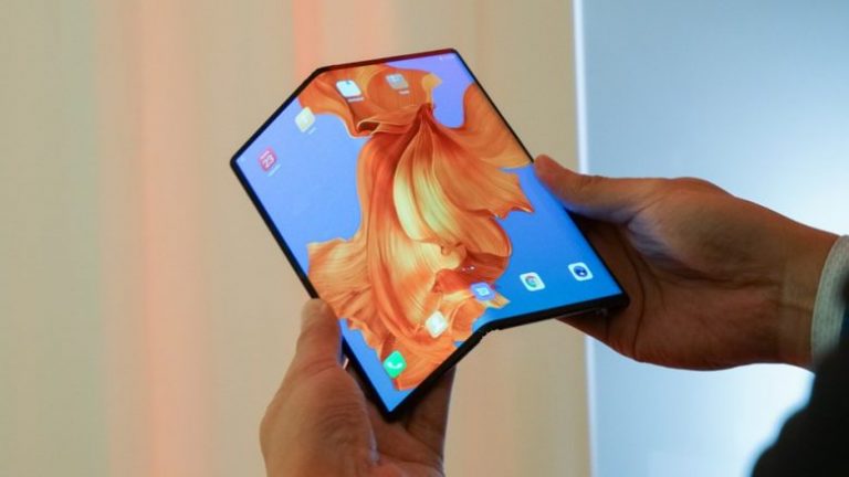 Huawei Mate X telefoni i palosshëm më premtues deri më tani (Foto)