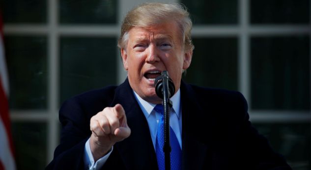 Trump, i zemëruar që FBI shqyrtoi mundësinë e rrëzimit të tij: Akt tradhtie