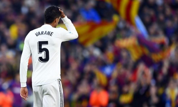 Varane refuzon ta diskutojë të ardhmen e tij në Real Madrid
