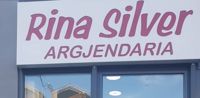 Festo një ditë Dhuro dhuratë që mbetet në kujtim për kohë të gjatë