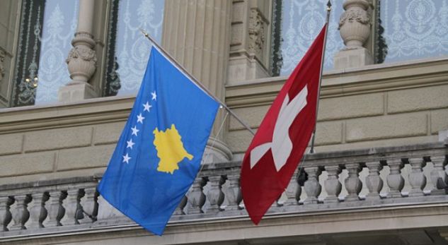 Zvicra tregon se çka duhet të plotësoni për të jetuar e punuar aty