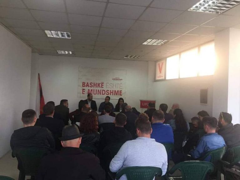 LVV-Lipjan mban takim mobilizues për protestën e ditës së premte që do të mbahet para zyrës së Kryeprokurorit Aleksander Lumezi