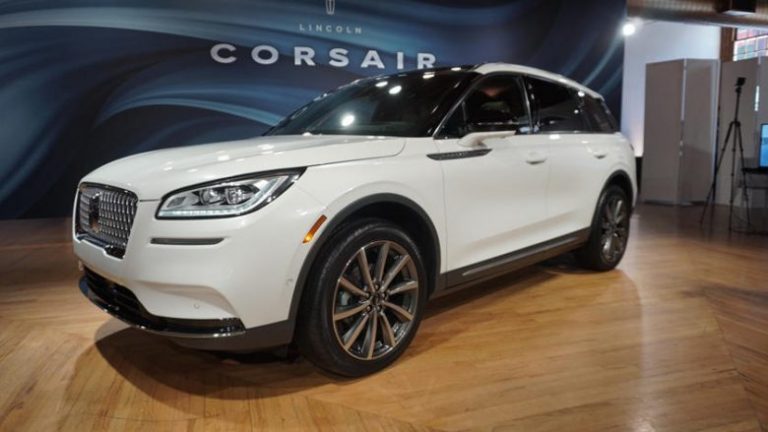 Lincoln Corsair arrin me dukje elegante dhe nivel të zgjuar teknologjie (Foto)