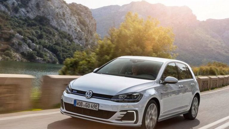 Volkswagen patenton pesë emra të rinj për makina hibride (Foto)