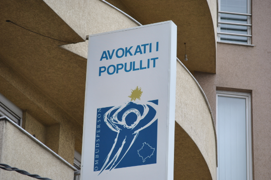 Avokati i Popullit flet për vizitën në Speciale: Ja shqetësimet e të paraburgosurve, raporti në mars