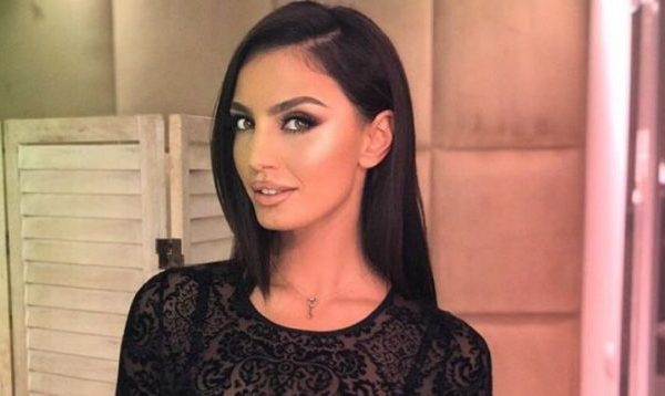 “Kur e sheh veten nënë”, Genta Ismajli jep përgjigjen e papritur