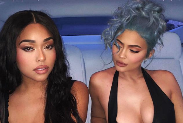Kylie Jenner thyen heshtjen, flet për herë të parë pas tradhtisë nga mikesha