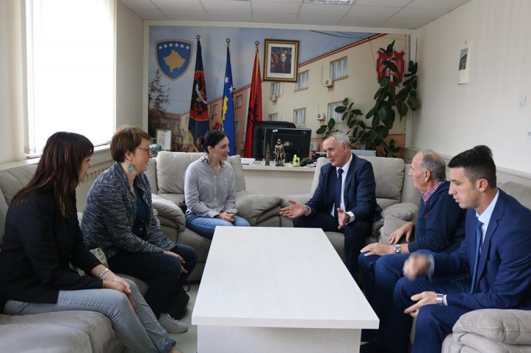 Kryetari Ahmeti pret në takim Karine Simone Fardel Puippe, Maria Dolores Borrini, Natascha Moeri
