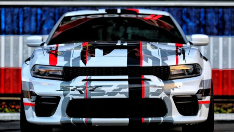 Dodge Charger i ri do të lansohet për të rivalizuar me BMW X5 (Foto)